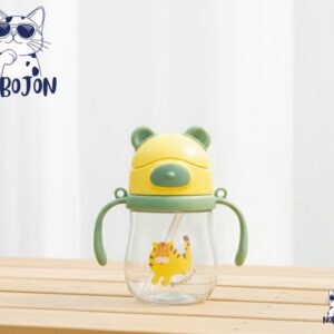 🌟 Happy Hydration for Your Little Prince or Princess!